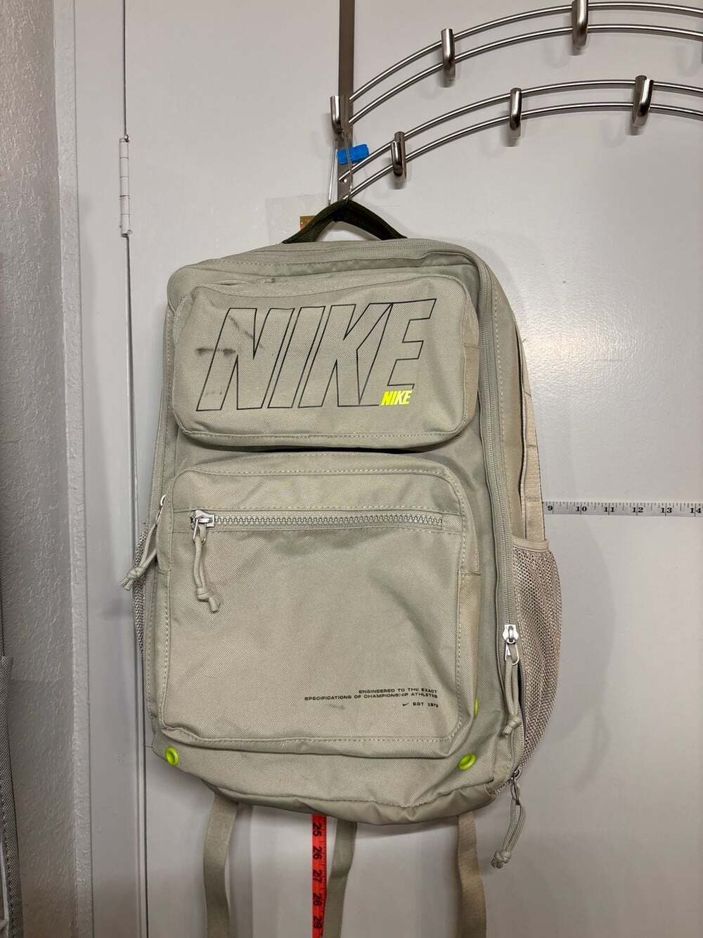 Ba: Nike Backpack Utility Elite Training Tan Beige with Max Air Straps